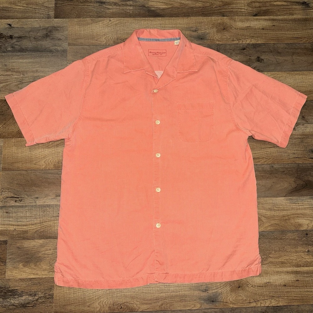 Tommy Bahama Original Fit Men's Large 100% Silk Beach Surf Hawaiian Shirt Coral